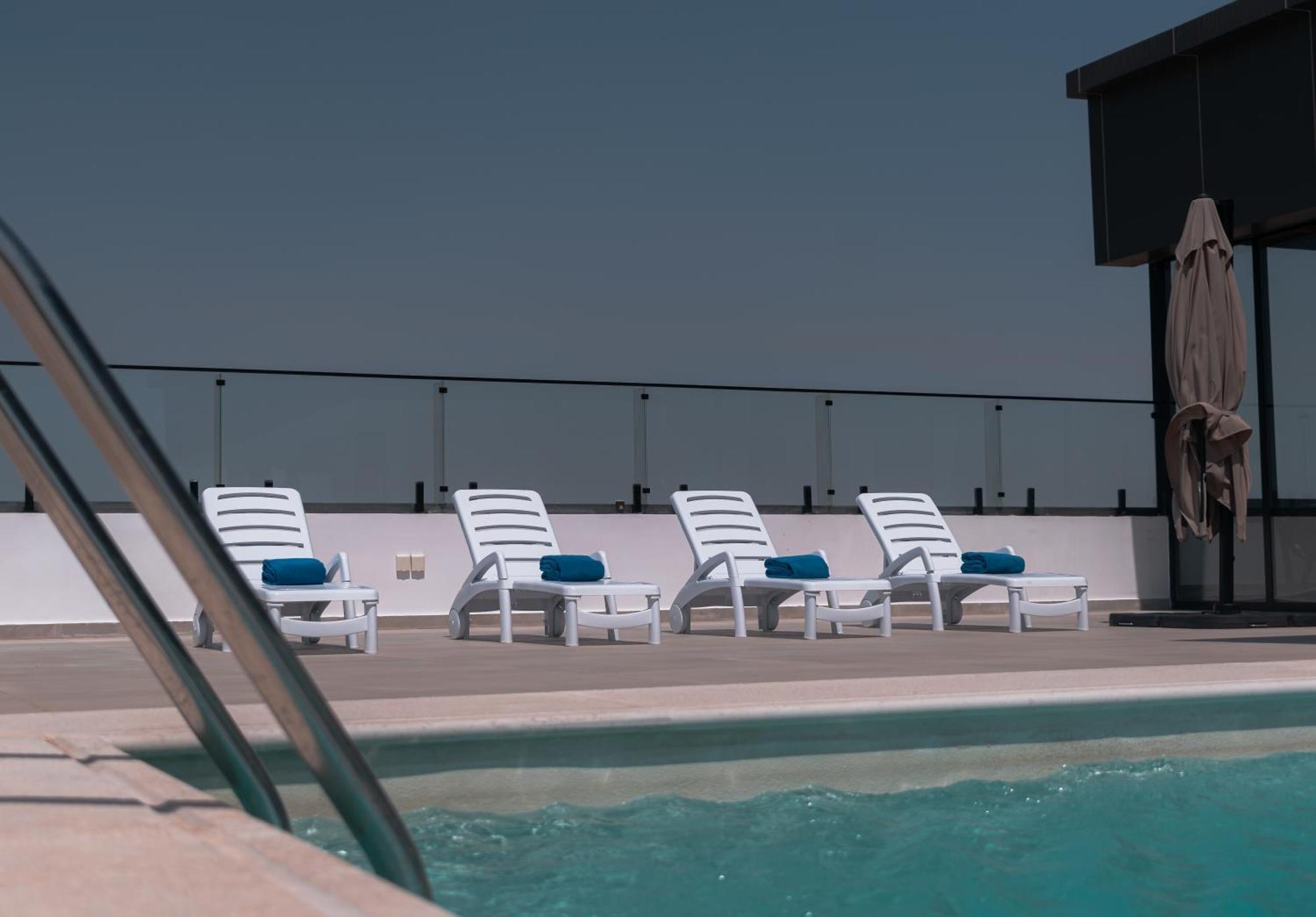 Best Western Plus Jeddah Hotel Madinah Road Exterior photo